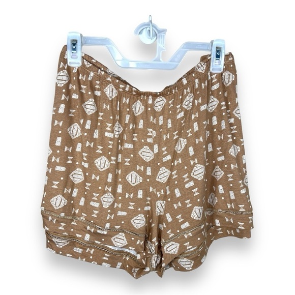 NWOT 2X JOYSPUN BEIGE WHITE GEOMETRIC PRINT SHORTS CASUAL STRETCH BOHO - Picture 1 of 6